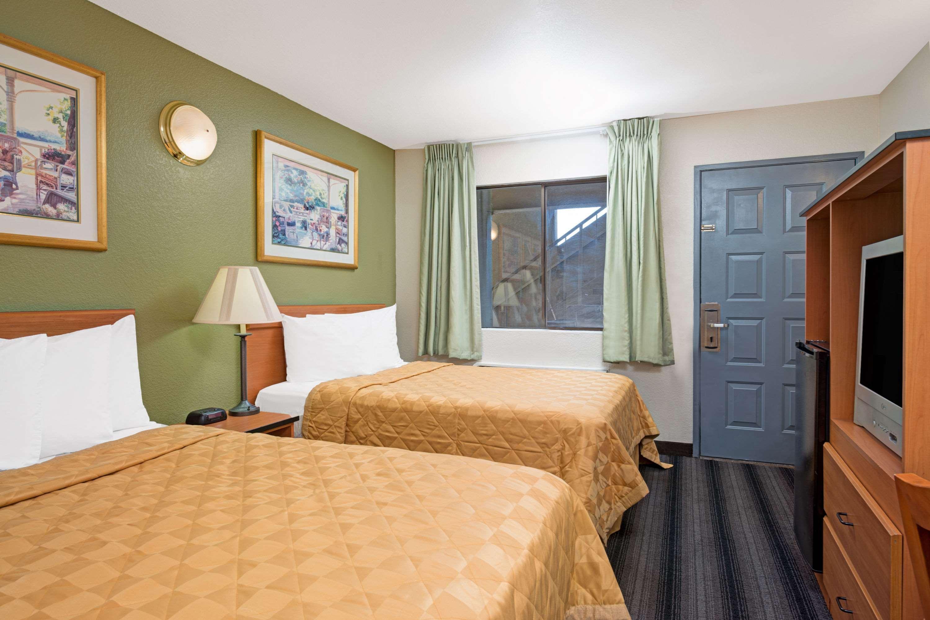 Travelodge Sacramento/Rancho Cordova Zewnętrze zdjęcie