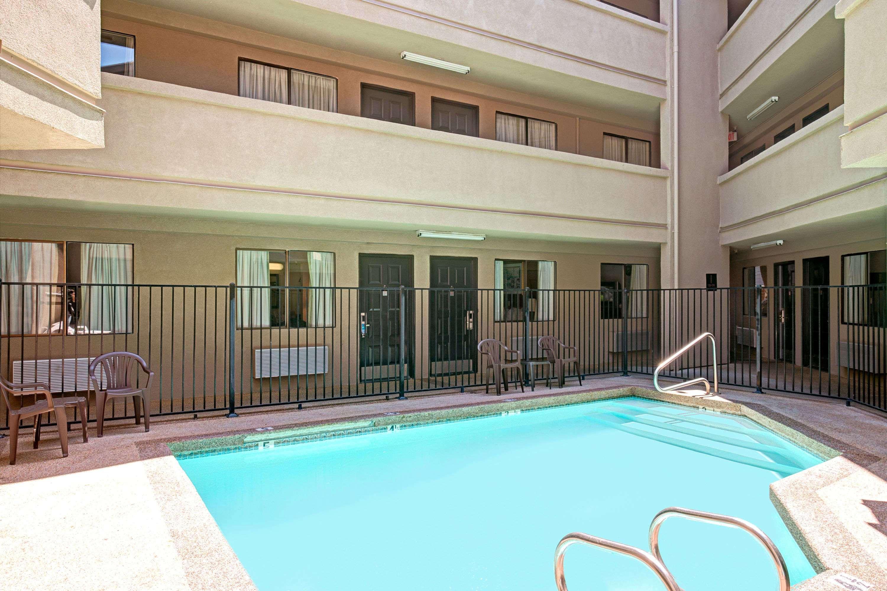 Travelodge Sacramento/Rancho Cordova Zewnętrze zdjęcie